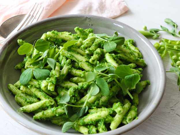 Pea & Watercress Pesto Maccheroncini