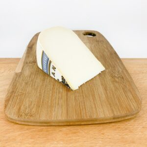 Spanish goat’s cheese Queso de Cabra – creamy semi-soft cheese with citrus notes.