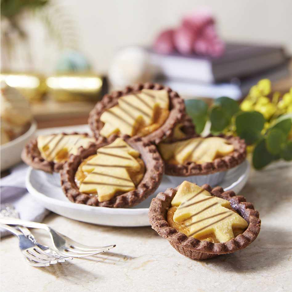 Premium Christmas Choc Caramel Tarts (6 Pack)