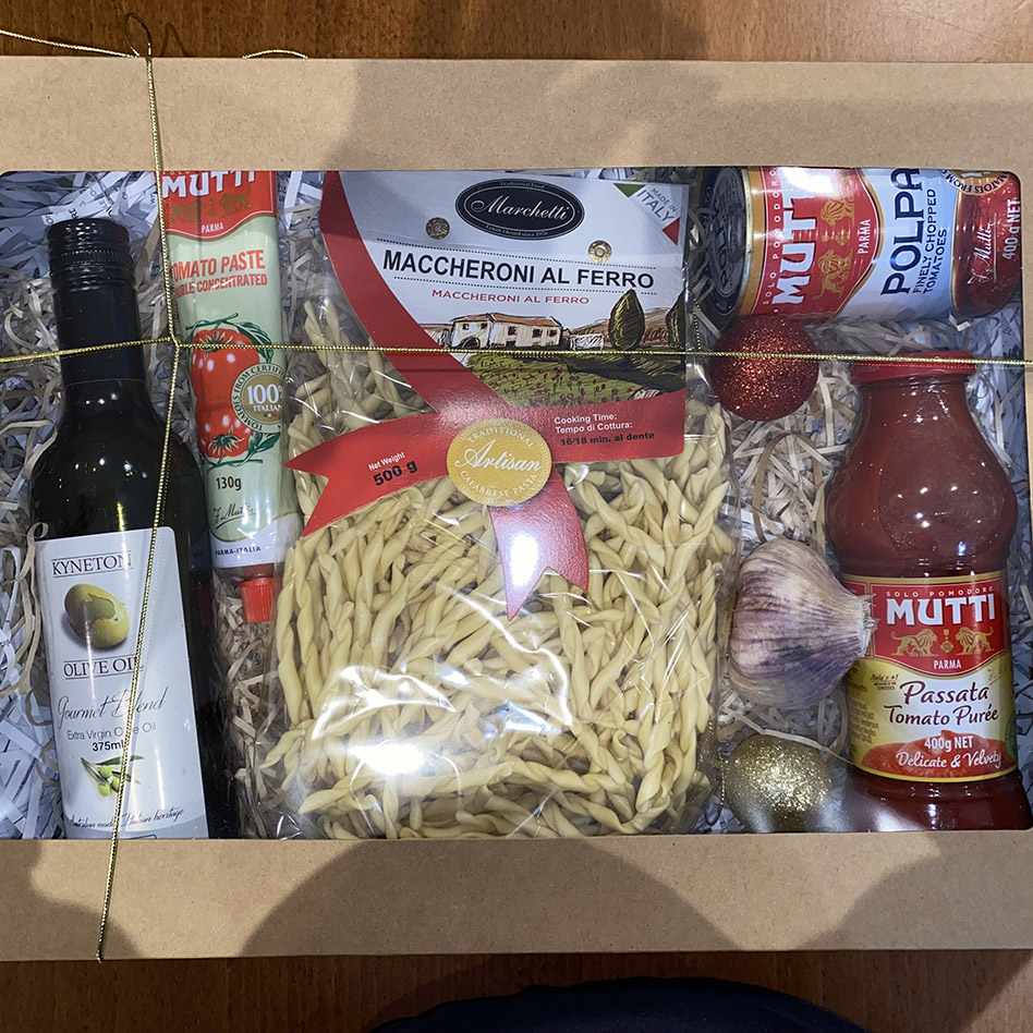 Little Italy Christmas Hamper
