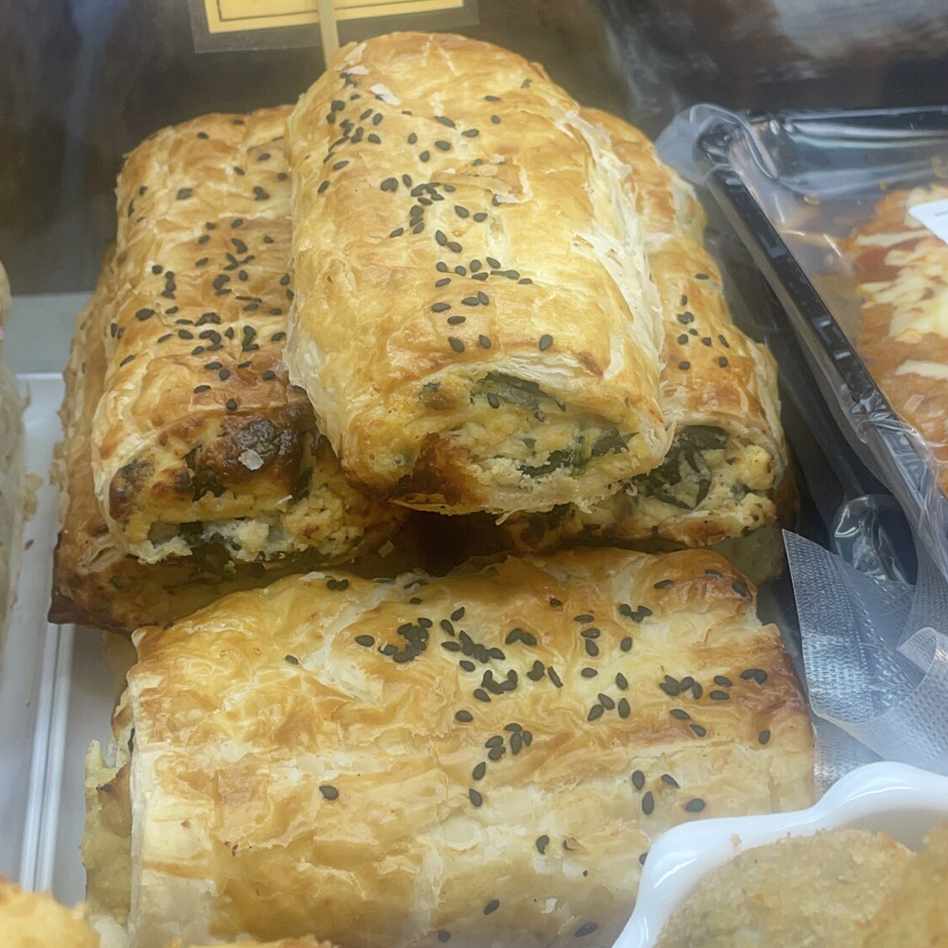 Spinach and Ricotta Sausage Roll