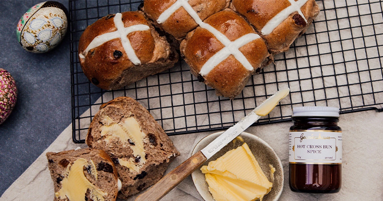 Apple Hot Cross Buns with Caramel Glaze